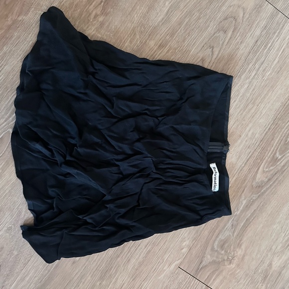 Reformation Dresses & Skirts - Reformation Black Skirt w/ Slit